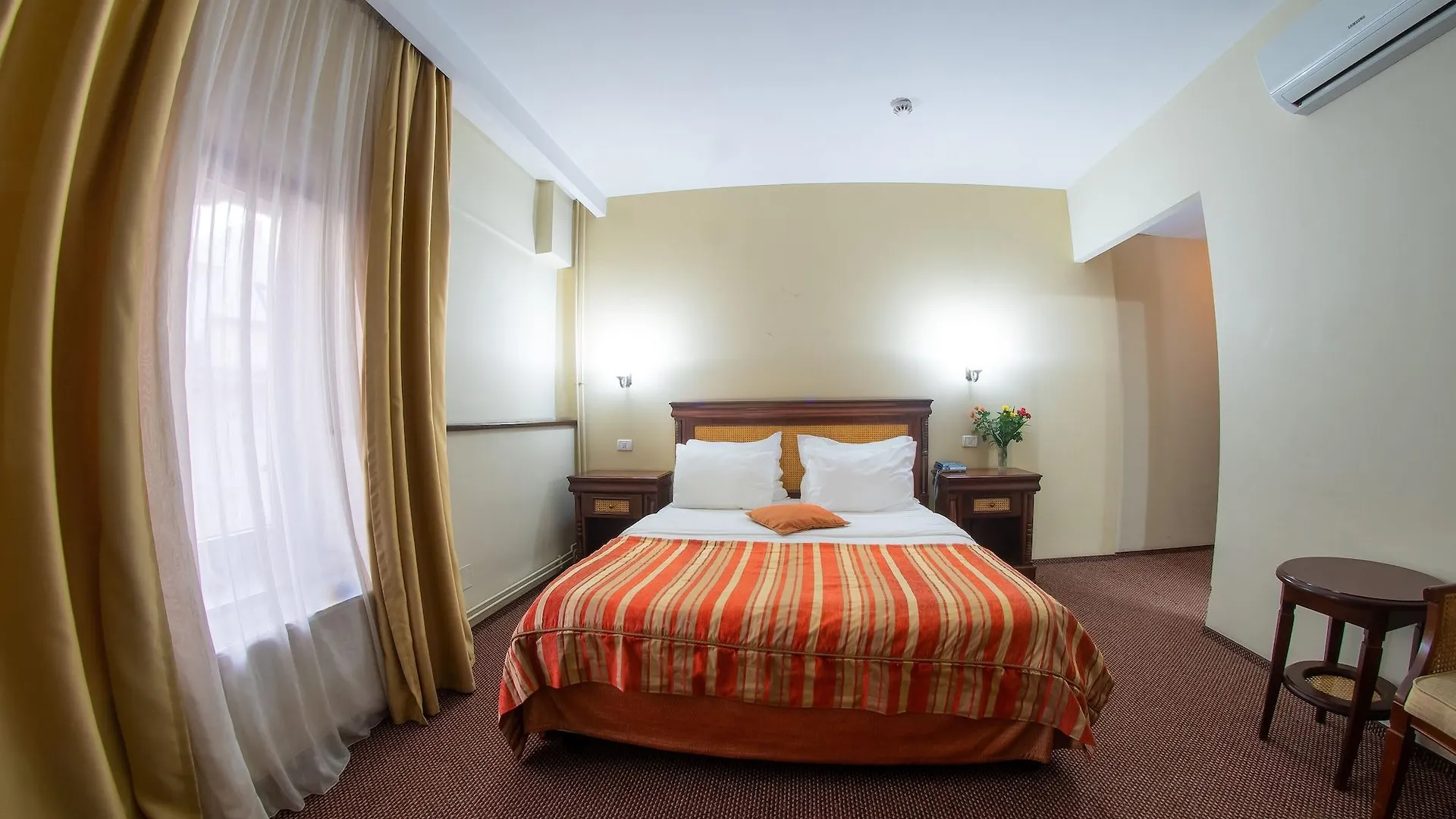 בוקרשט Atrium Hotel Ateneu City Center